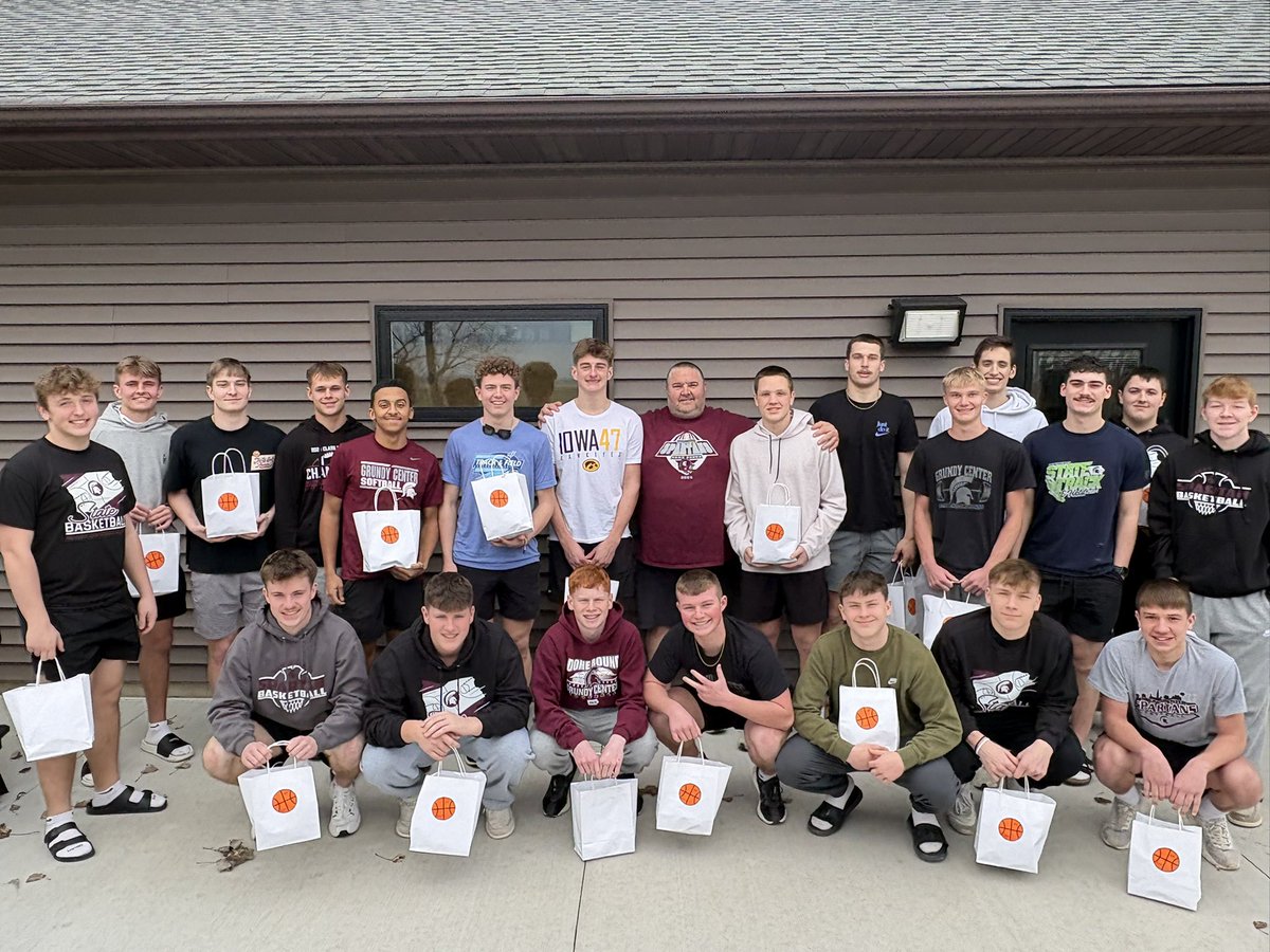 Grundy Center Boys Basketball tweet media