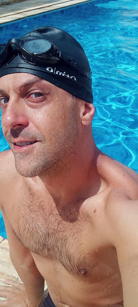 MuriloCiarlo's tweet photo. -Um splash, um ser
 
O -já era! (#Mergulho).
<@ o.muritico > https://t.co/TFlw3wMrIY