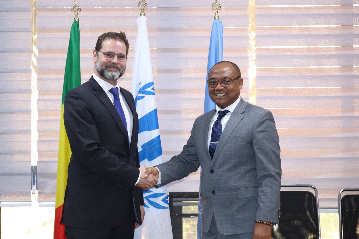 Échange fructueux ce matin avec S.E. M. Erik de Feijter, Ambassadeur des Pays-Bas au Mali. Discussion sur le contexte humanitaire et les priorités du HCR : protection des déplacés et réfugiés, accès aux services essentiels et solutions durables. Merci aux Pays-Bas pour leur