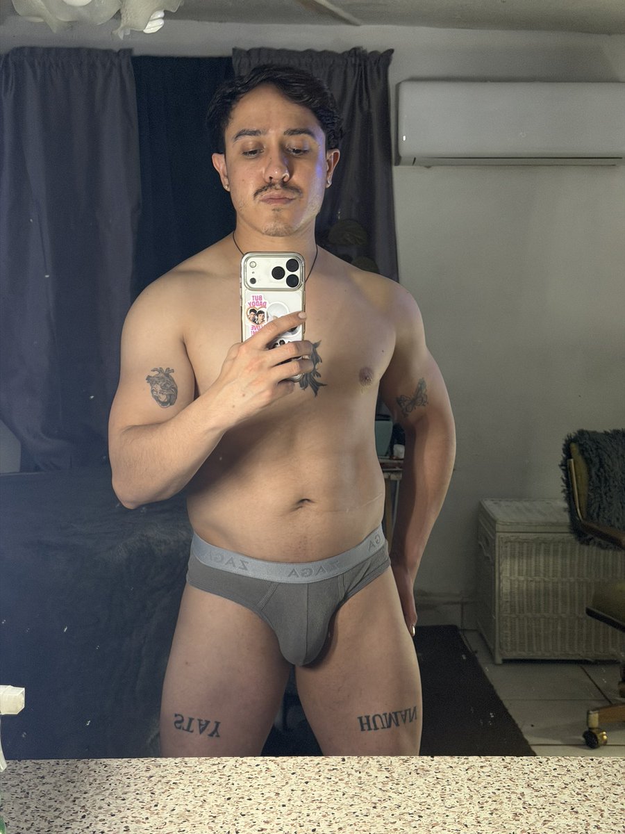 Halo Adri ✨ tweet media