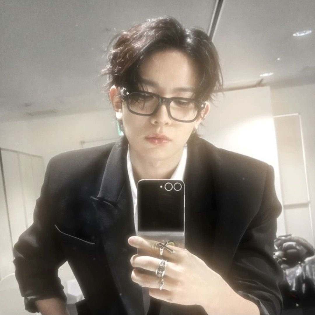 Enhaxthetic tweet media