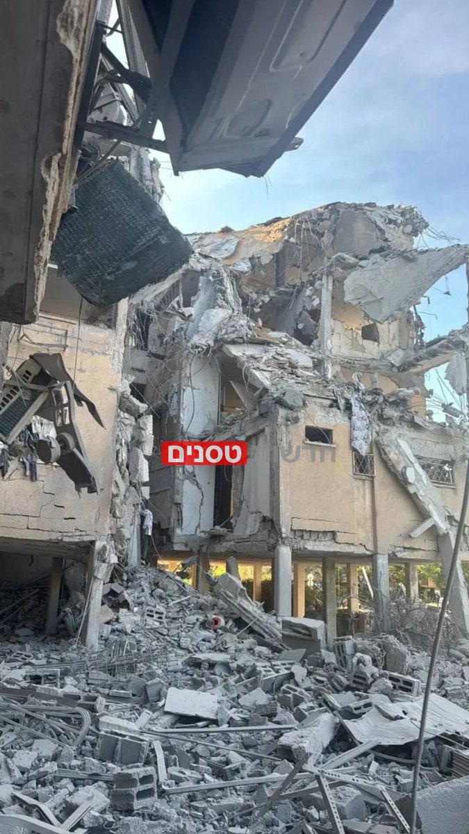 ليست #غزة.. هذه تل أبيب قلب كيانهم الزائل بإذن الله..

رحم الله من قال "إني أراها رأي العين، حرب ستأكل الأخضر واليابس..