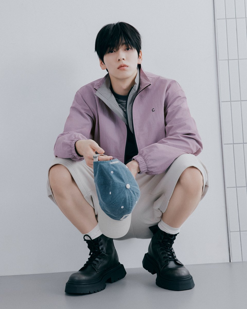 𝟸𝟼 sᴘʀɪɴɢ ᴡɪᴛʜ sᴏᴏʙɪɴ
𝙎𝙝𝙖𝙥𝙚 𝙤𝙛 𝙔𝙤𝙪𝙩𝙝

수빈이 선택한 봄 아우터, 나일론 트랙 자켓. 나일론 100% 소재로 가볍고 부드러운 착용감을 선사하며, 방풍과 생활 발수 기능으로 실용성을 더했습니다.

#수빈 #SOOBIN #커버낫 #COVERNAT