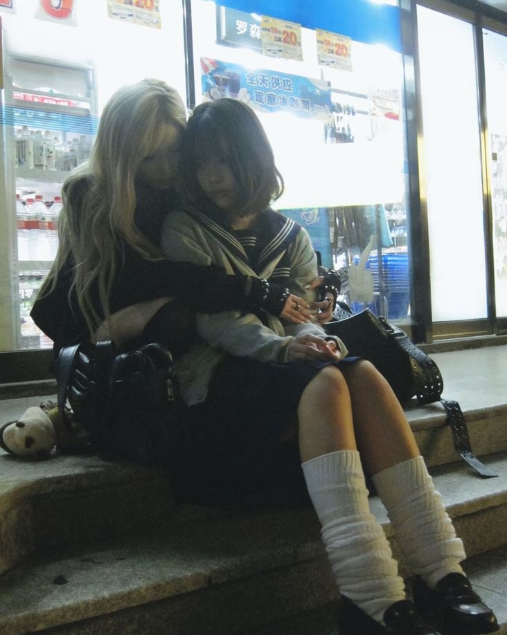 Yuri Melodies tweet media