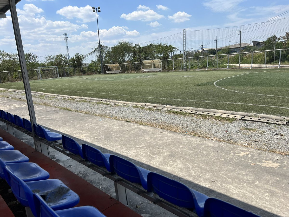 S I N G L E ❤️ tweet media