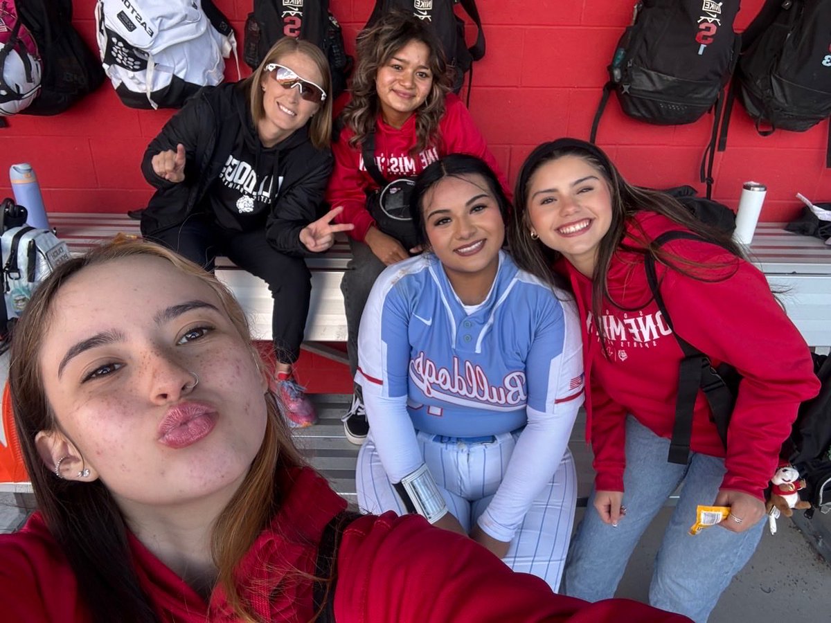 Alejandra Medina tweet media