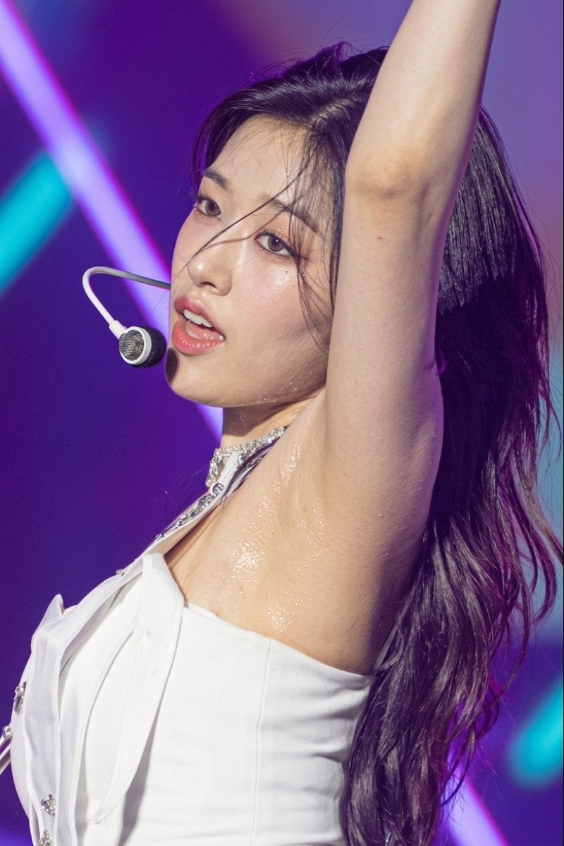 JOKAJOKI777's tweet photo. yujin 🤍 https://t.co/d9byJTZPHz