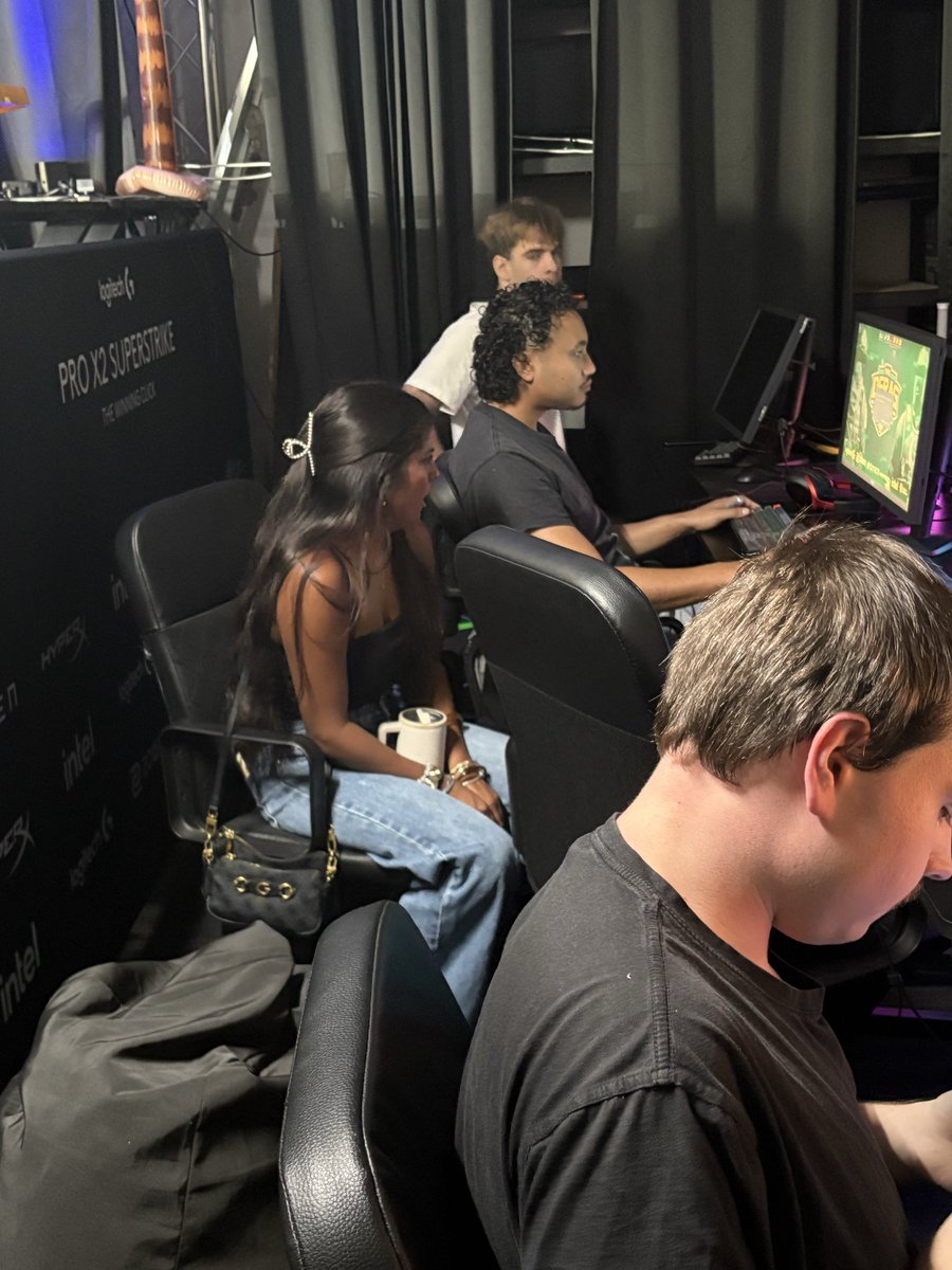 Daniel 'mavrick' Lang tweet media