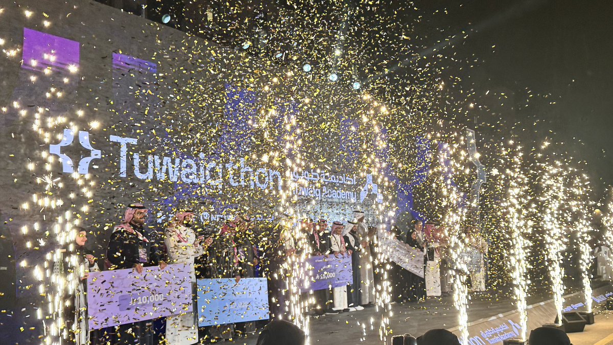 خُلود tweet media