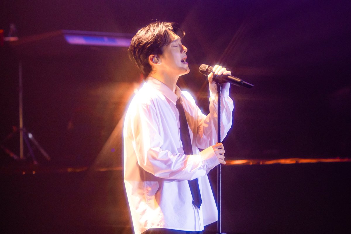 theseoulstory's tweet photo. [INDONESIA] Jakarta stepped into Arcadia with CHEN 🌌 A beautiful journey powered by music, emotion, and fans singing along to every note 💙

Relive the memories with us 👉🏻 https://t.co/be3w7lh5D7

Thank you @Threeanglespro for the media invite!

#ArcadiaJAKARTA https://t.co/Vh0Fxk2yDR