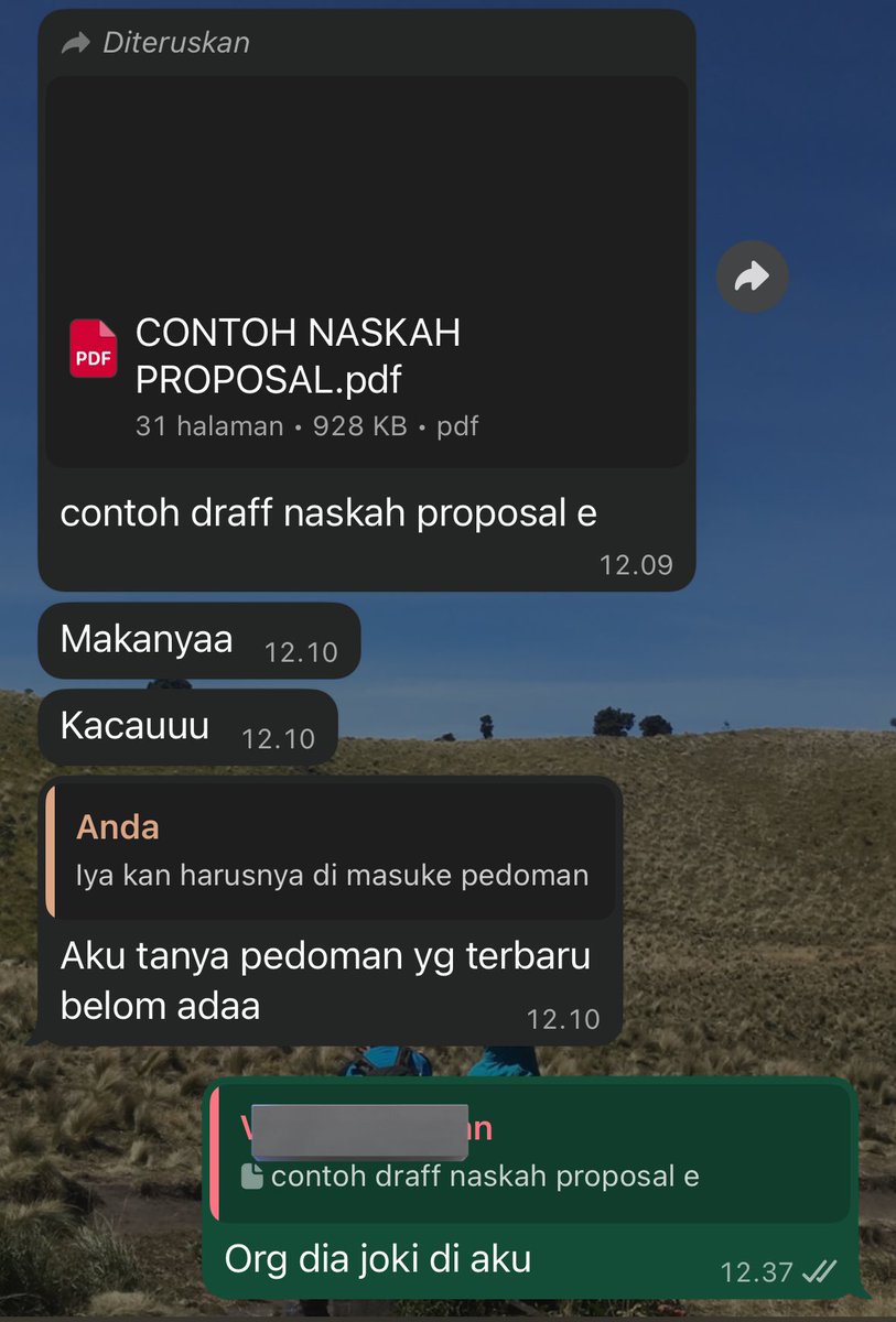 kopisusulelet's tweet photo. Bisa-bisanya akademik ngasi contoh bukan template dr kampus tp hasil kerjaan mhs, mana yg di buat contoh jokian w lg🤣 https://t.co/VpjTDPCg6u