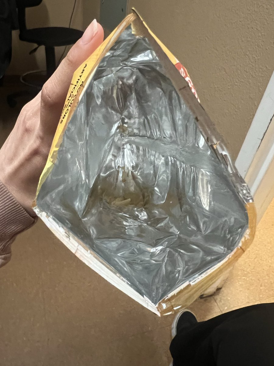 Karla🌬 tweet media