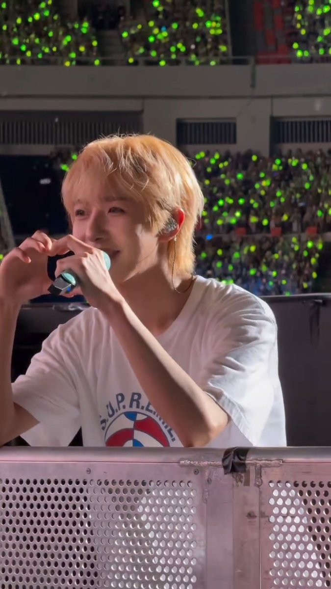 룽지밥 tweet media