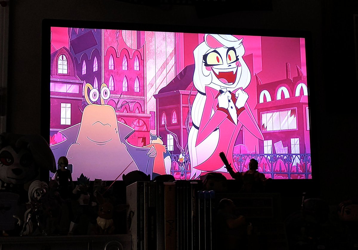ScooterDoodles's tweet photo. Used one of my gift cards to get "Hazbin Hotel," Season 1 on Blu-ray. I'm really enjoying it all over again, especially with the creator commentary ๐๐จ๐๐ผ๐๐ #artistlife #cartoonsandchill #HazbinHotel #happydayinhell https://t.co/ALEhEEqiPc