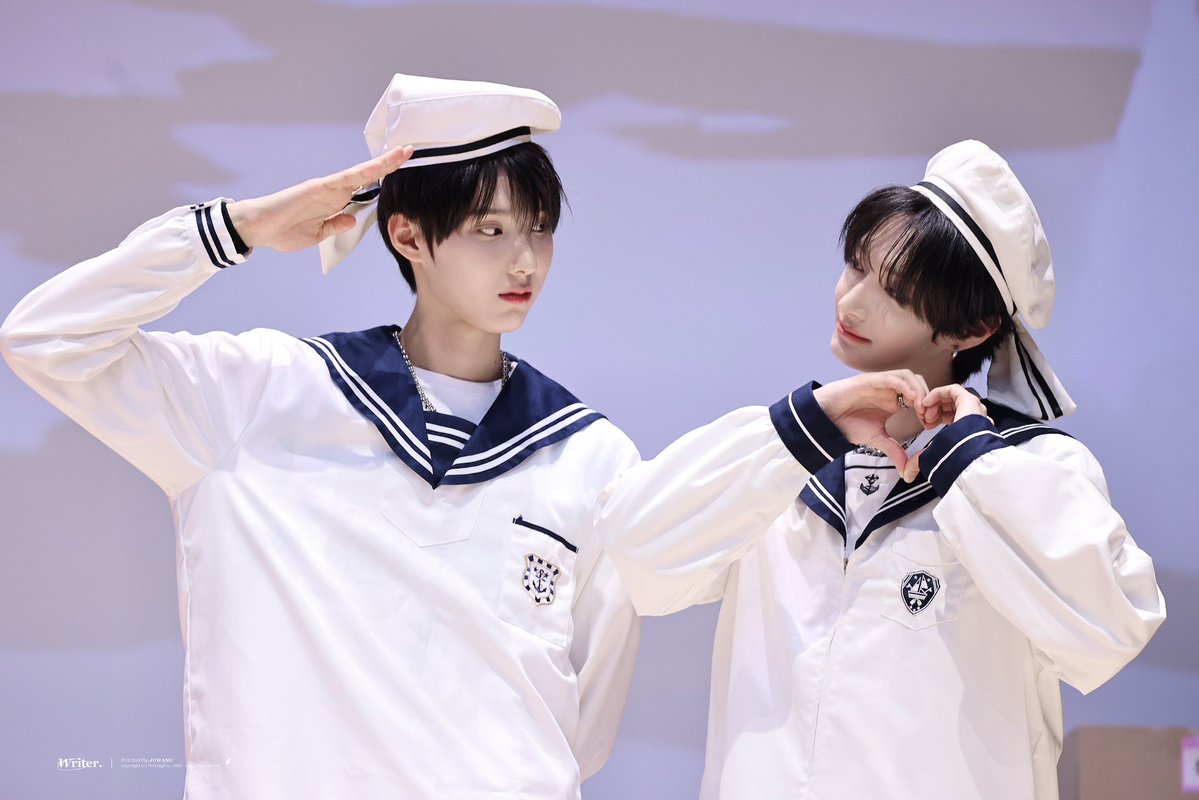 𝑾𝐫𝐢𝐭𝐞𝐫. tweet media