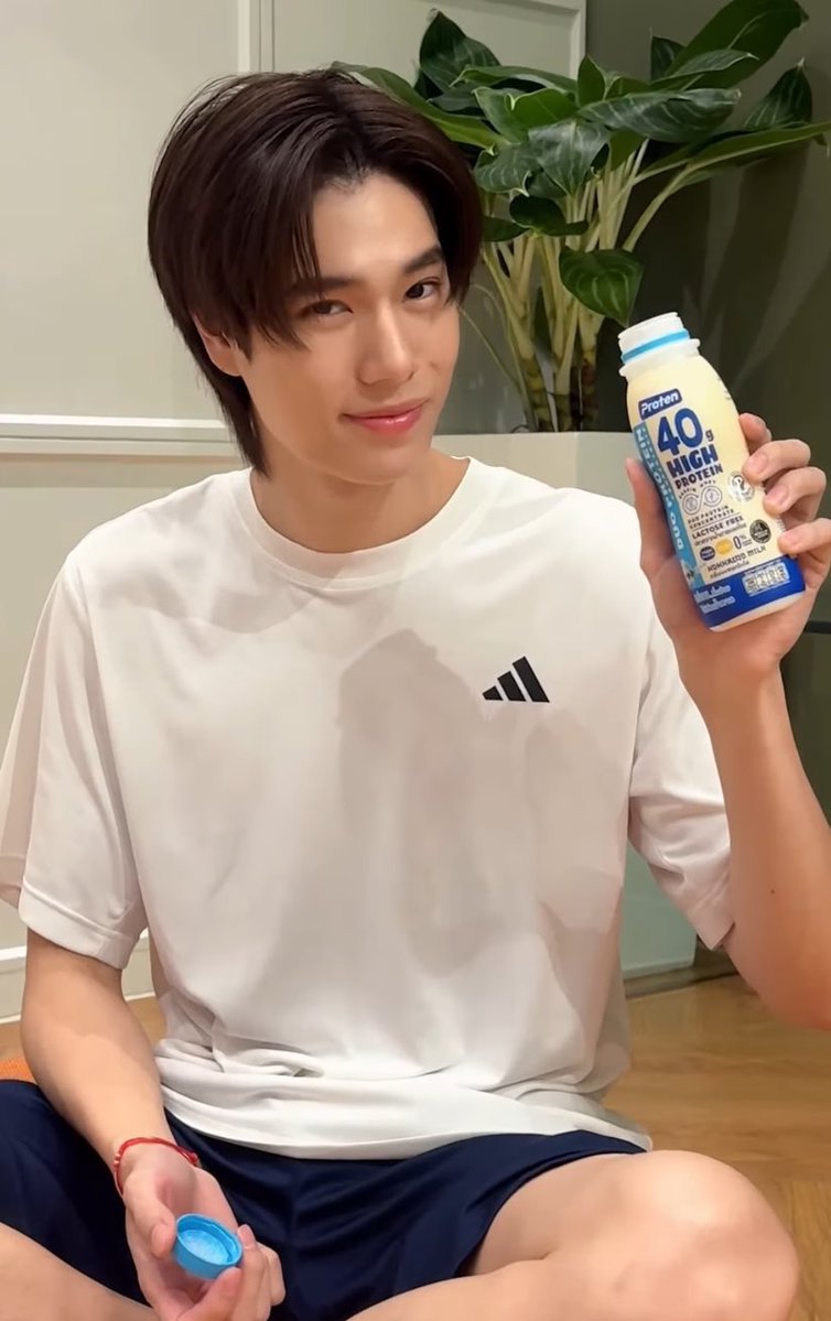 cuddleAA's tweet image. เที่ยงนี้ป้าไม่ลืม #proten นะคะ ลูกค้าป้าขอคลิป ปอนด์ภูวินทร์ ต่อไปได้เลย ปกติที่บ้าน (แม่) กินอยู่แล้วคละยี่ห้อ แต่ถ้าพี่จ้างน้องยาว ป้าจะโล๊ะนมเวย์ยี่ห้ออื่นให้หมด