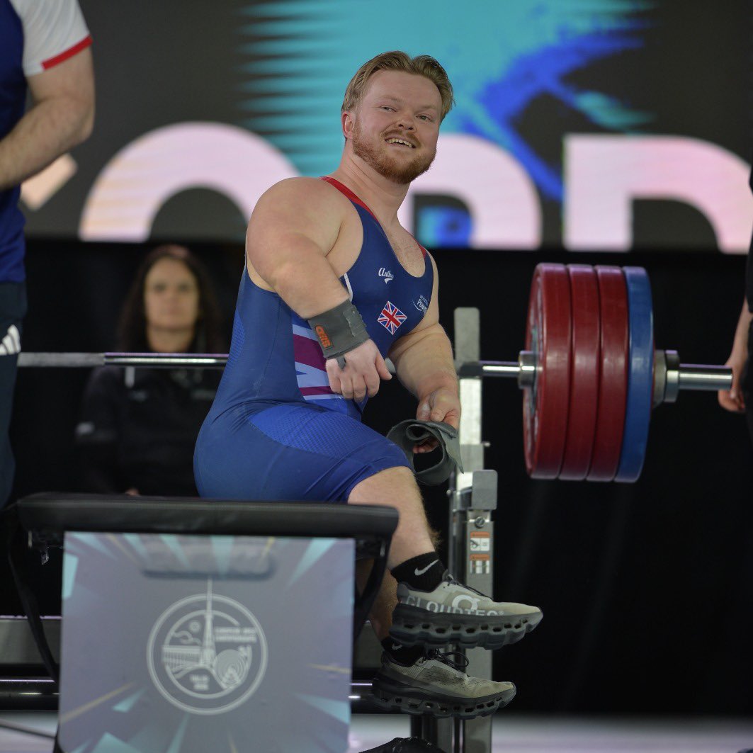 Para Powerlifting tweet media