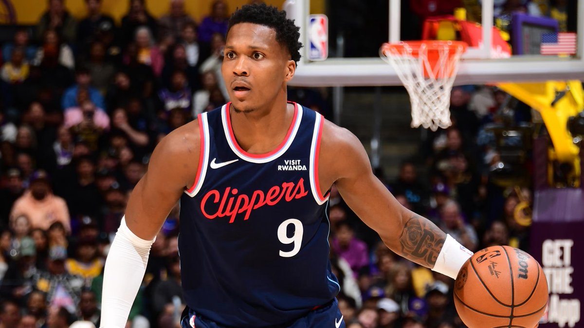 RedHottLocks's tweet image. Mar 11th || NBA Pick Of The Day 🏀

Bennedict #Mathurin o23.5 Points + Rebounds (-106, FanDuel)

• Over in 20/40 this season.
• Over in 7/12 with the #Clippers this season.
• Over in 4/4 with both #Garland and #Leonard this season.
• He did miss this line against the