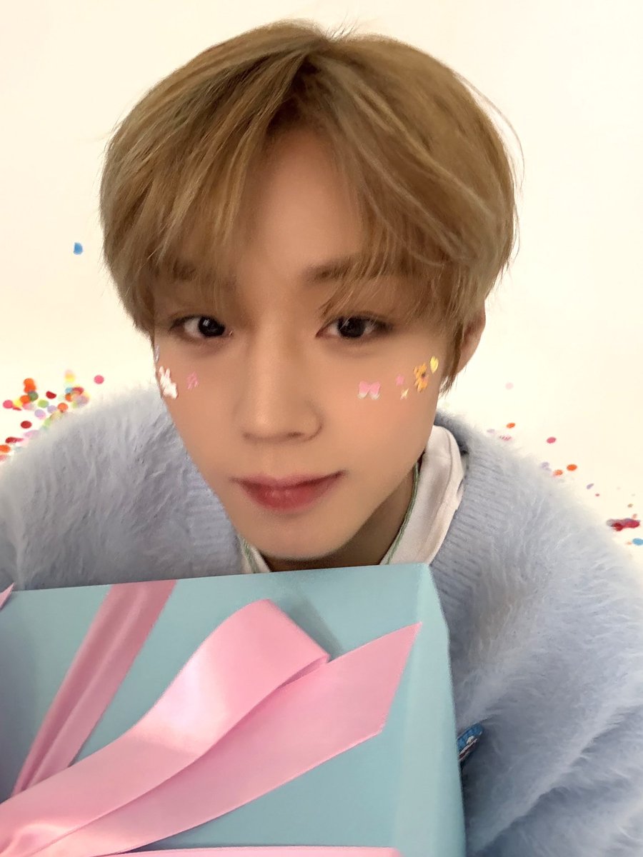 YY엔터테인먼트 tweet media