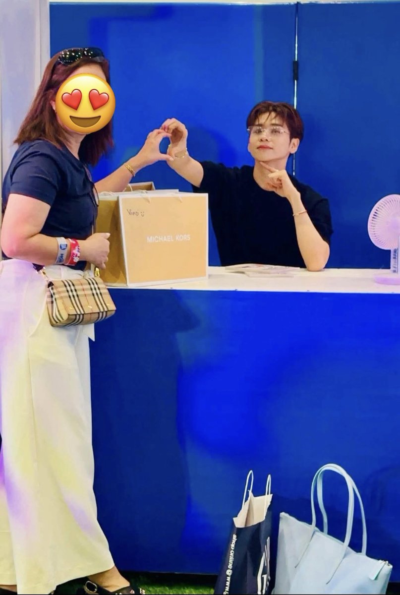 GabrielleH7N's tweet photo. Happy Birthday to the boy I wish I had as my own son. 💙

Your mere presence brings so much happiness to my heart and yes kahit sa online lang🤣

Keep being the amazing person you are. I love you so much my Gabriel.

Here for you since day1.

#VINCI
@HORI7ONofficial https://t.co/gpKtLj335Y