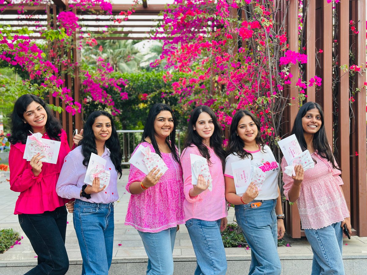 TrangileService's tweet photo. Celebrating the incredible women who inspire progress, resilience and innovation around us every single day.

#WomensDay #WomenInLeadership #WomenInTech #EmpowerWomen #Trangile https://t.co/TSNRz7sg2F