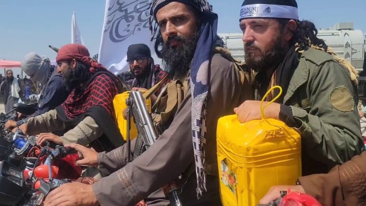 MonitorPak's tweet photo. These are not isolated incidents similar containers have appeared in photos from earlier IED factories uncovered in places like Kandahar which were used by the Taliban against the US/ANA/UK forces &amp; now against Pakistan legitimising Pakistans airstrikes against terrorists. https://t.co/UAnCrAekfS