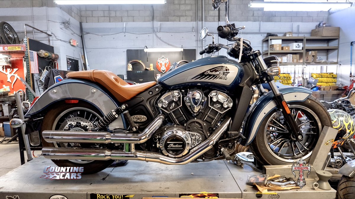 Count's Kustoms tweet media