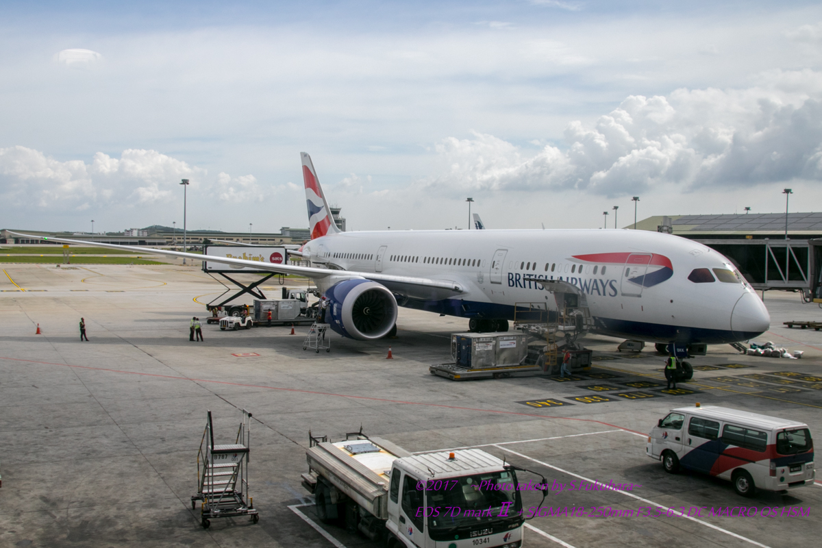 ชายไทยลึกลับ tweet media