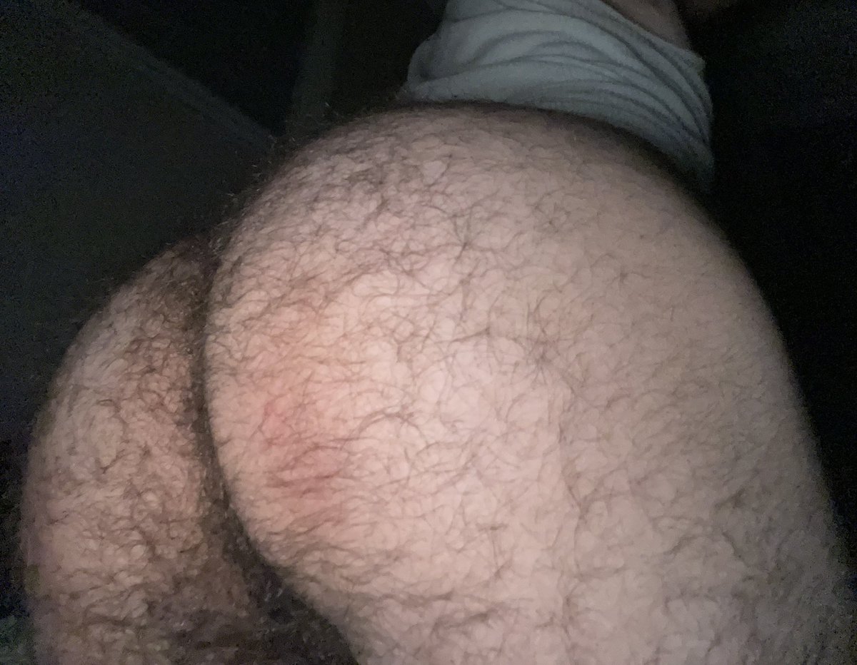 amutant444's tweet photo. who likes hairy ass 😍 https://t.co/84N0DmCO15