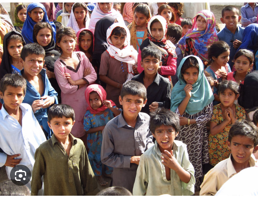 PashtunSecular's tweet image. Real indo aryans verses the aryanised zagros Aasi desis east of Indus #desi #southasian 

The west of Indus has nothing to do with the rest of this region. We are not the same .

#pashtun #baloch #dards 

 .