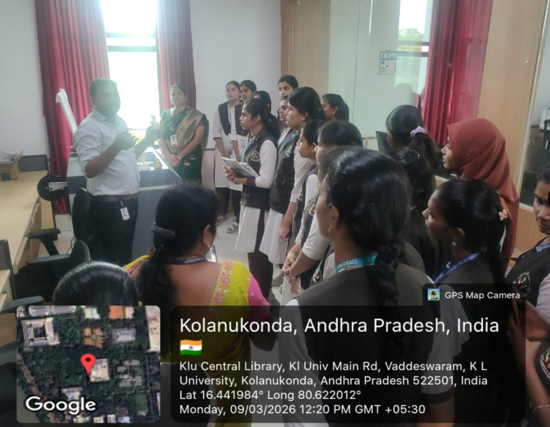 acic_kl's tweet photo. Students &amp; faculty from Nirmala College of Pharmacy, led by Dr. S. Padmavathi, visited ACIC–KL Startups Foundation to explore our innovation ecosystem and incubation facilities including the IoT Lab, Prototype Lab, Makers Space, and Rapid Fab Lab.

#ACICKL #Innovation  #Startups https://t.co/7Ib0n0G78O