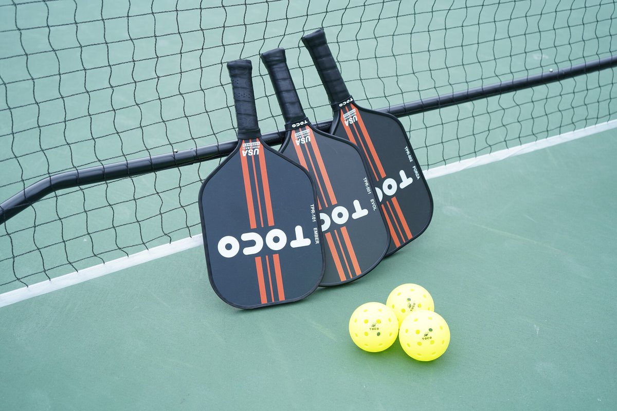 PRTIMES_LIFE's tweet photo. 靭公園テニスコートで「ピックルボール」でのレンタル利用がついに開始。日本発ブランド『TOCO』の用具も導入、手... https://t.co/t5kUcfZYd0 https://t.co/qK4EnWBorj