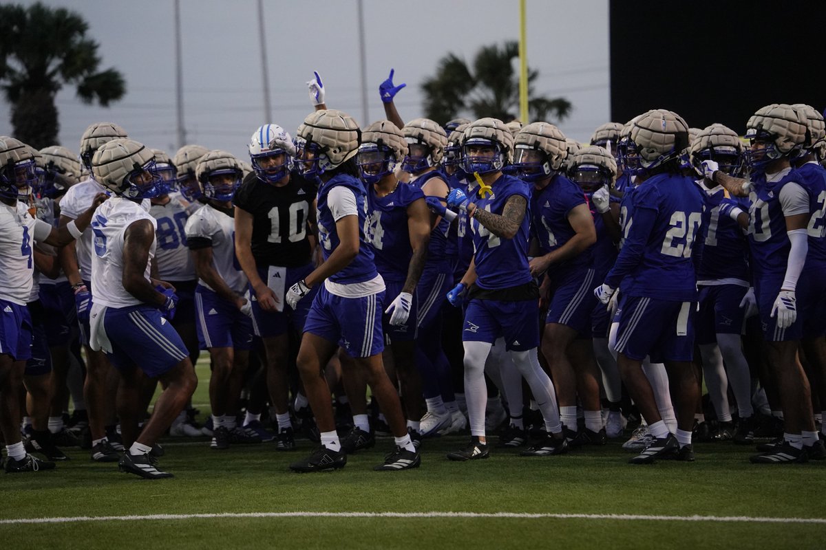 TAMUK Javelina Football tweet media
