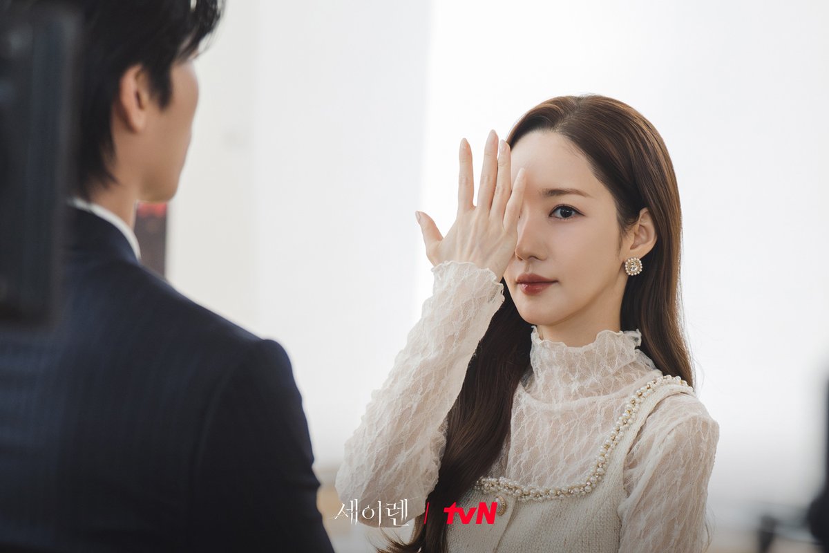 CJnDrama's tweet photo. 한설아는 잠깐 내려두고
박민영 애교 시원하게 쏩니다💘

[월화] 저녁 8:50ㅣtvN
#즐거움엔20tvN #세이렌 #SirensKiss #tvnsiren https://t.co/BSUR9PhVfd