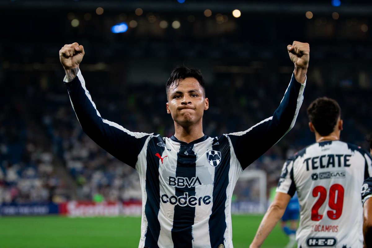 Rayados's tweet photo. DOBLETE. https://t.co/tov6ivi8F8