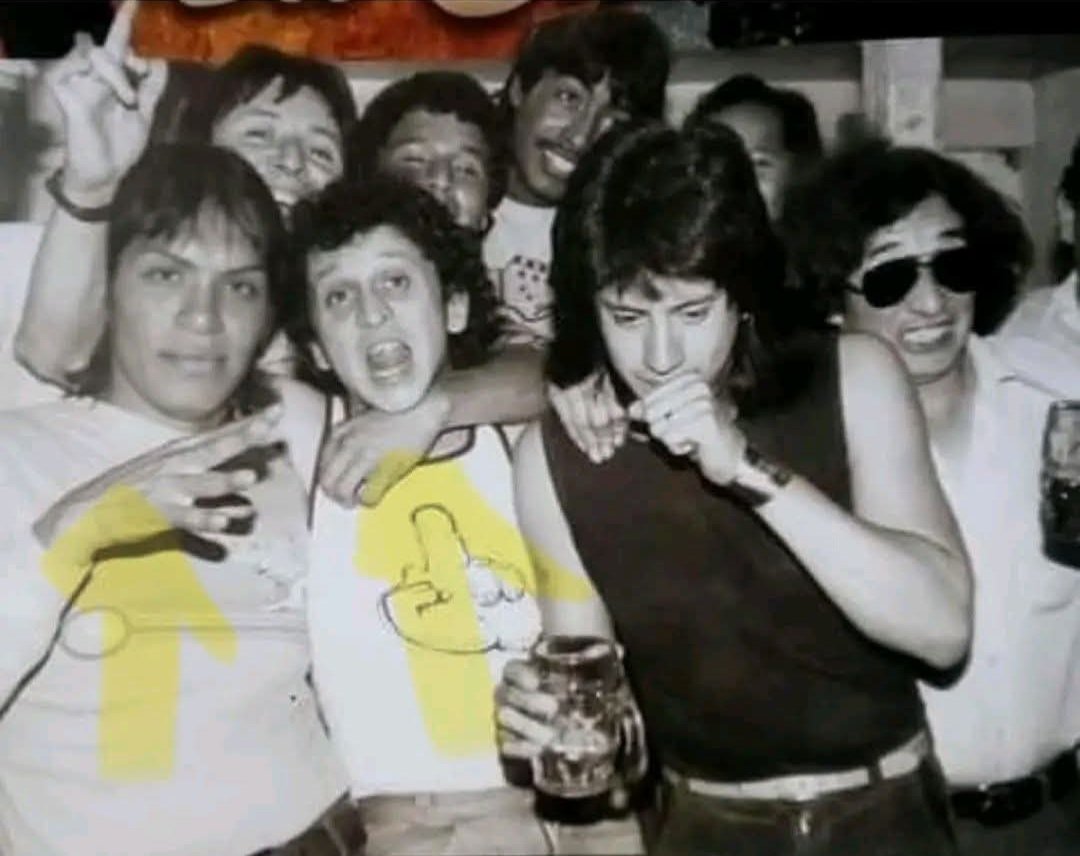 Punk cursí. tweet media