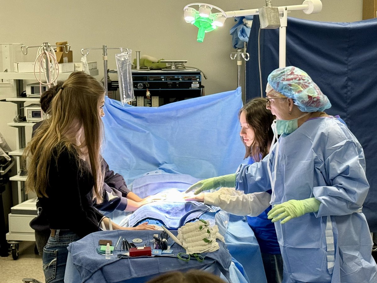 BioKnights's tweet photo. MediPath had the privilege of joining Anatomy and Physiology on a trip to EVMS this year! It was another epic trip! https://t.co/28zcoYDndT