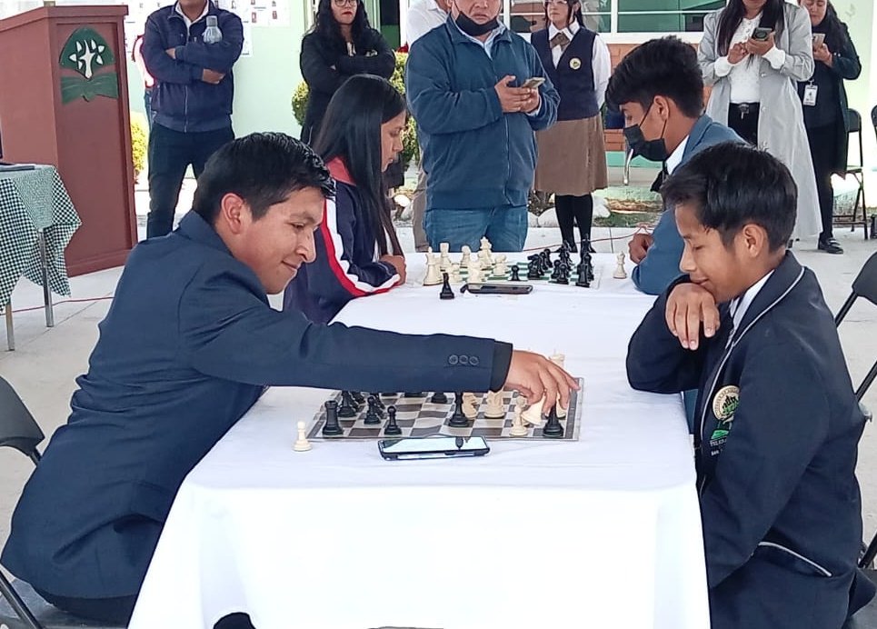 404Tbc's tweet photo. ¡Orgullo en el tablero! ♟️🏆
​Felicitamos a Cristian y Felipe, alumnos del TBC 404, por su participación hoy en el Torneo de Ajedrez de la Zona 16 en San Antonio la Ciénega.
​Su disciplina y estrategia ponen en alto a nuestra comunidad. 👏✨
​#OrgulloTBC404 #Ajedrez #Zona16TBC https://t.co/nwGs1P8BLV