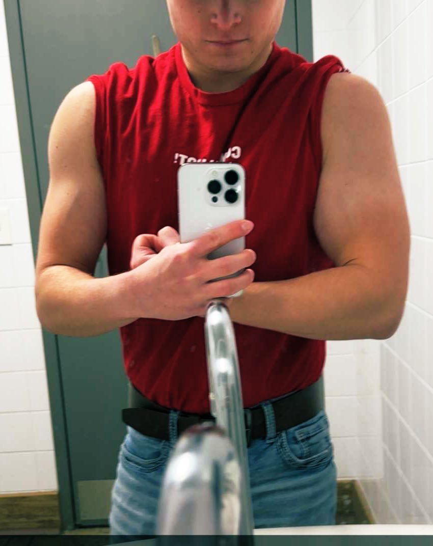 Mason_NorthMN's tweet photo. Was feeling pretty good after this pump #gaydude #gaygym #gay #gayalt #gayof https://t.co/Kv3IesFoQi