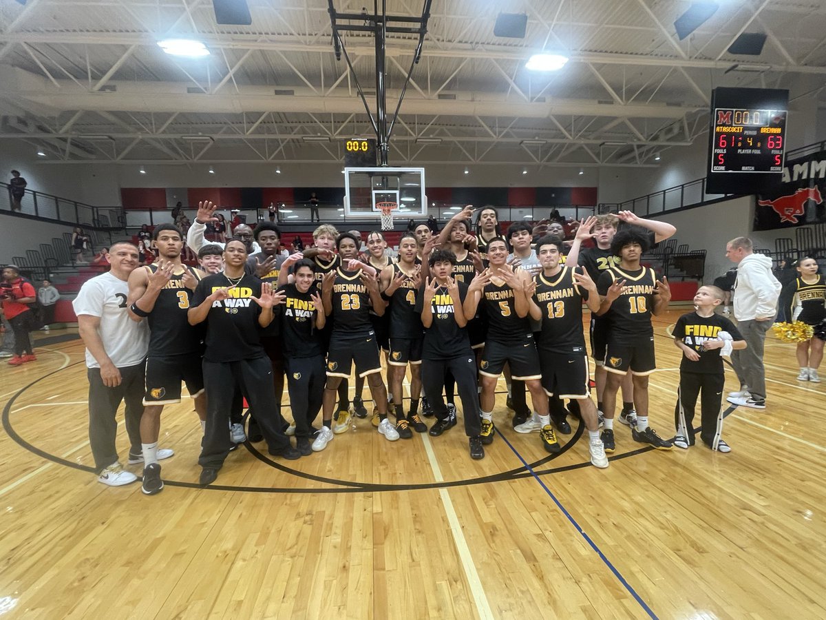 Brennan High School tweet media