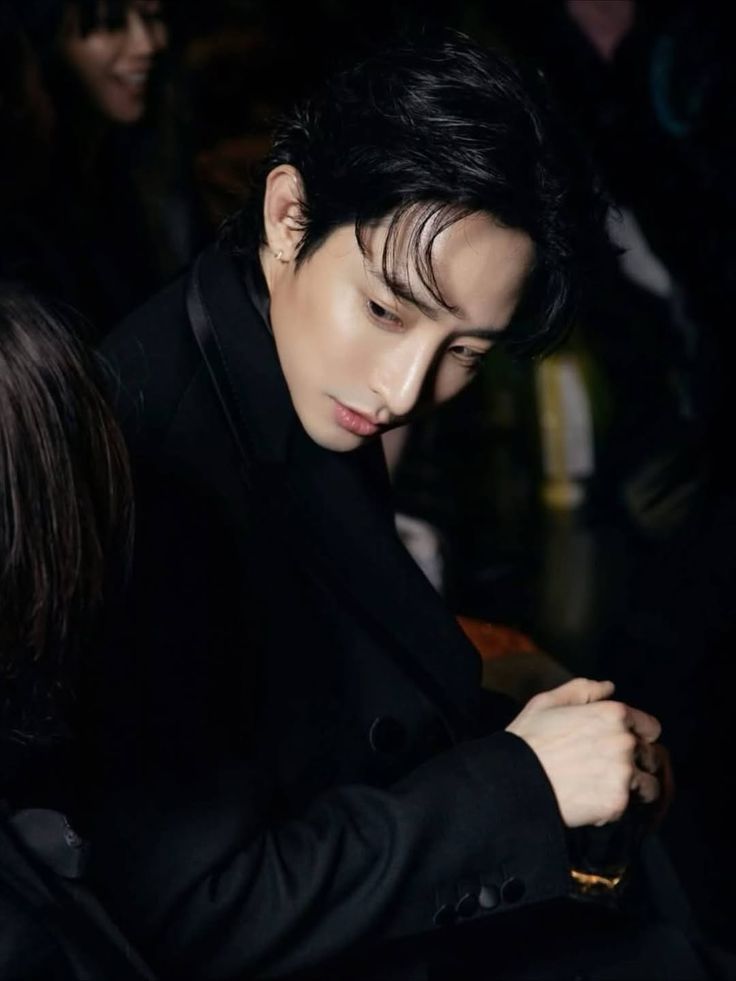 💦 FRONTAL tweet media