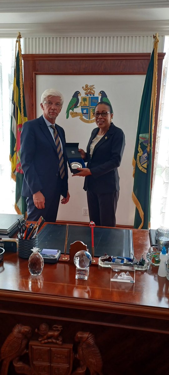 Préfet de Guadeloupe tweet media