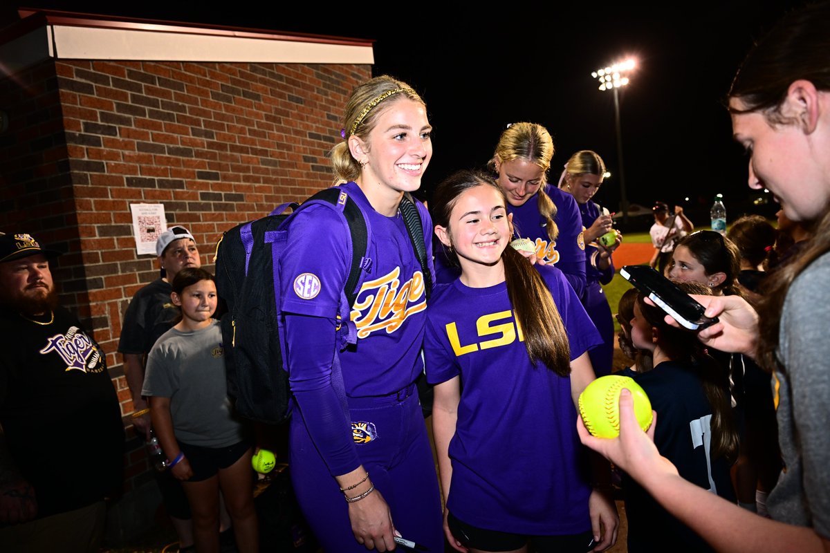 LSU Softball tweet media
