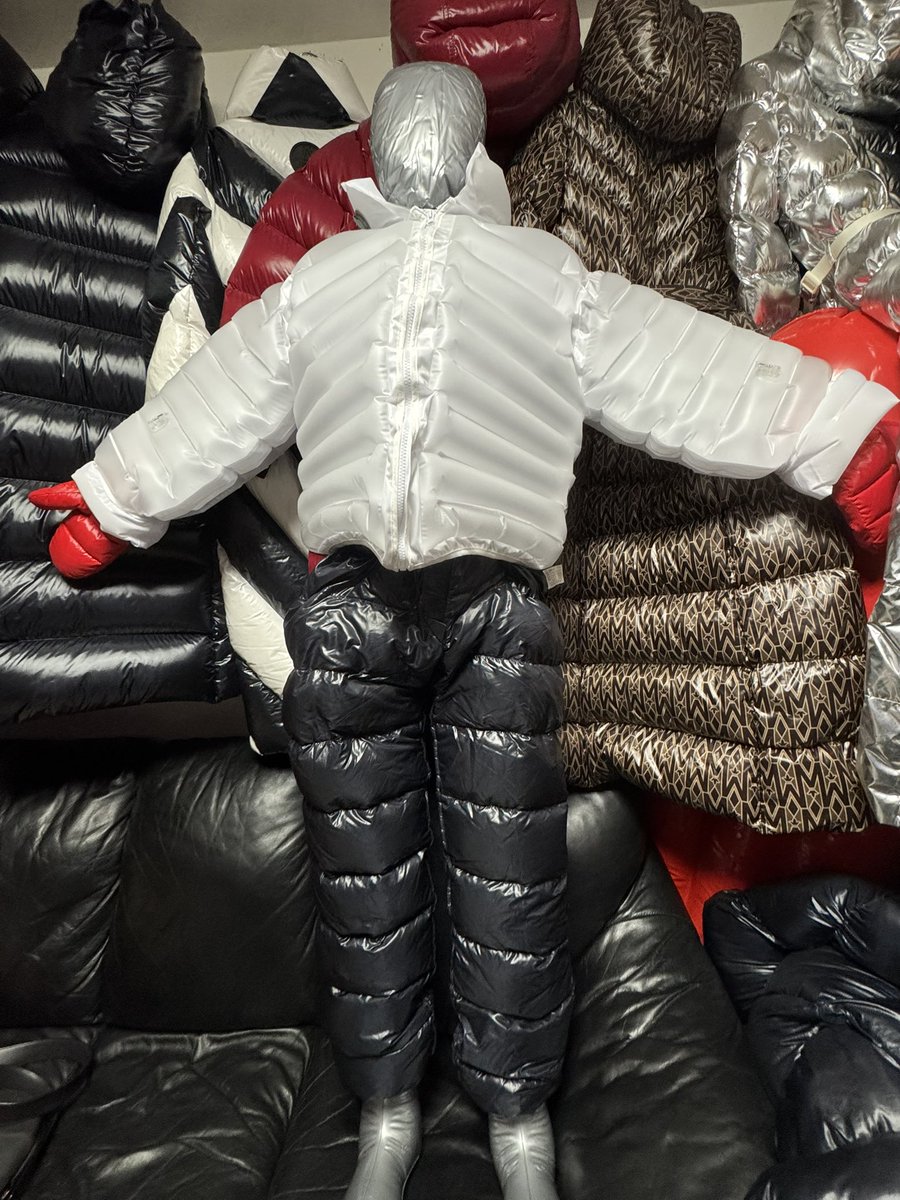 Shiny Down Jacket Fetish tweet media