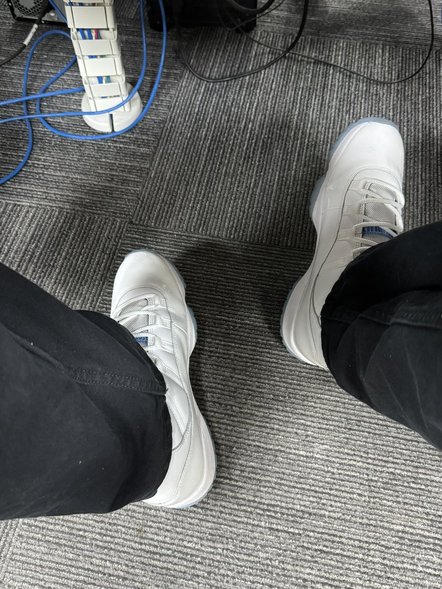 Achilles tweet media