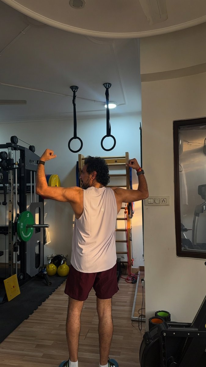 SandeepMall's tweet photo. The Second Law of Thermodynamics is a bully that wants to turn your legacy into cold ash. But as an ‘Open System,’ you stay alive by importing energy and creating structure. Keep fighting. Keep the ATP machine running. #AdmireYourself #Fitat60 https://t.co/AFZo9tJdaV