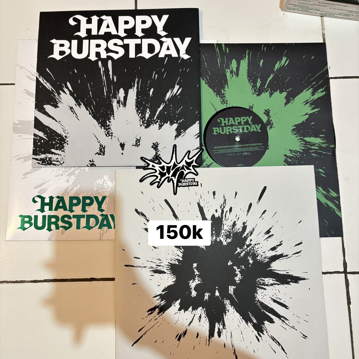 agiueo's tweet photo. wts want to sell seventeen album svt ina lfb 세븐틴 포카

happy burstday hbd album
lp vinyl
new escape ver
weverse ver wonwoo
kit new escape &amp; burstday wonwoo joshua woozi

✅ qr code belum discan
❌ exc adm shopee &amp; pack
📍jakarta https://t.co/CIKwEHMDD6