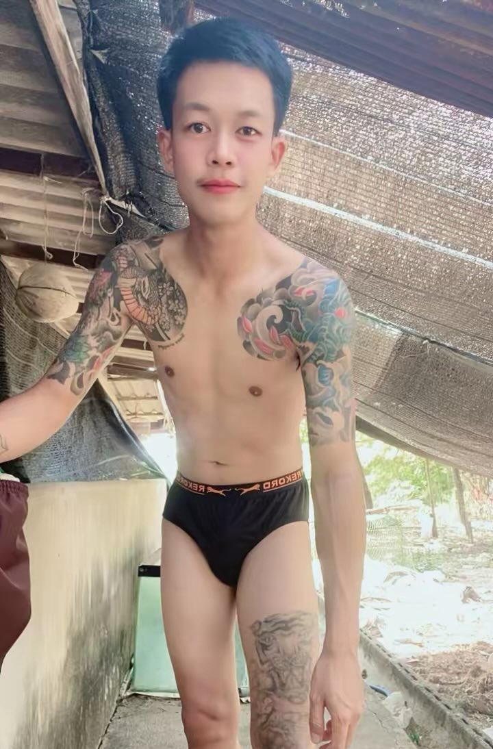 มองทางไหนก็มีแต่เทอ tweet media