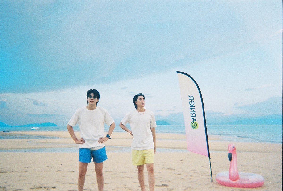 กล้องฟิล์มครั้งแรก  📸✨

#สกายนานิ
#skynani 
#GarnierMochiMomentTripxSkyNaniD1