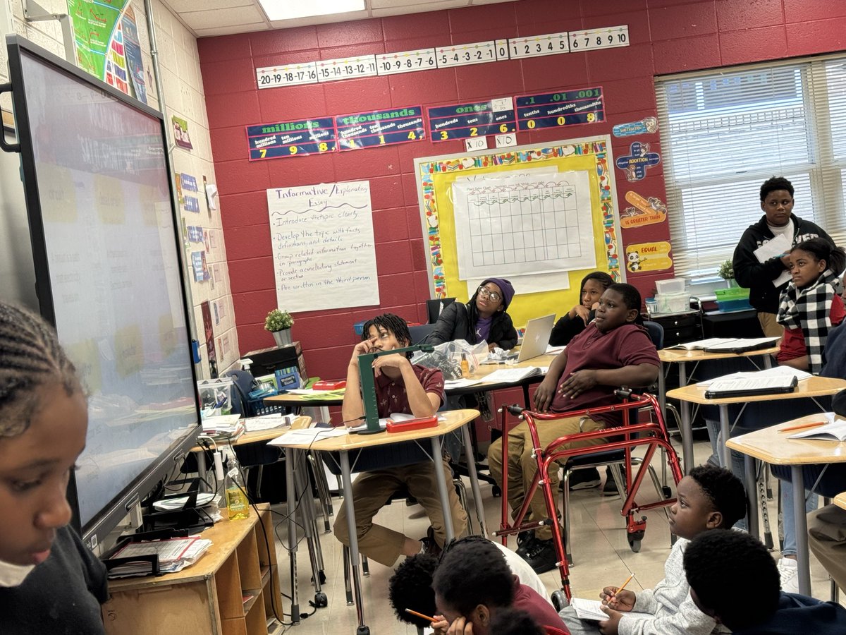 Ms. Bervine ✨ tweet media